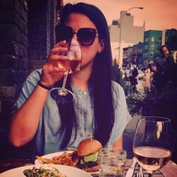 Meet your Posher, Ashleigh - Picture 1 of 1